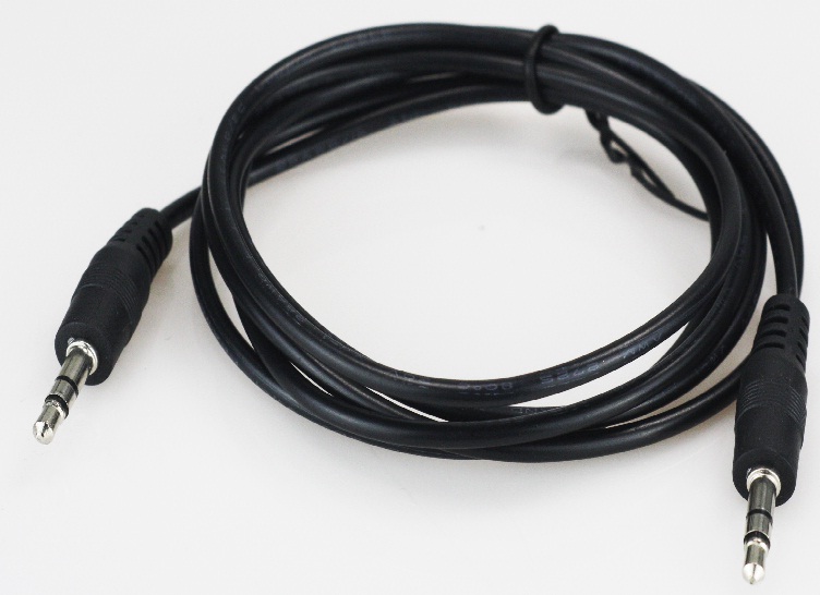 CABLE AUDIO 3.5 MM M/M 3FT XTECH XTC-315